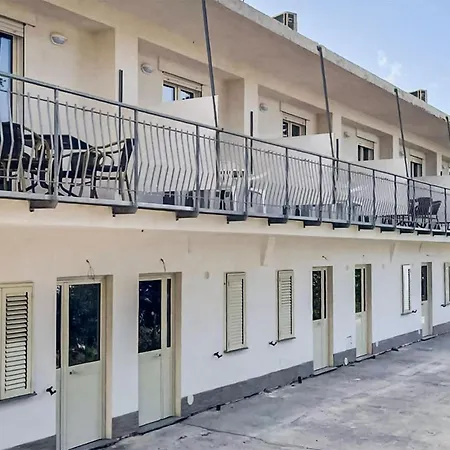 Gorgeous In With Wifi